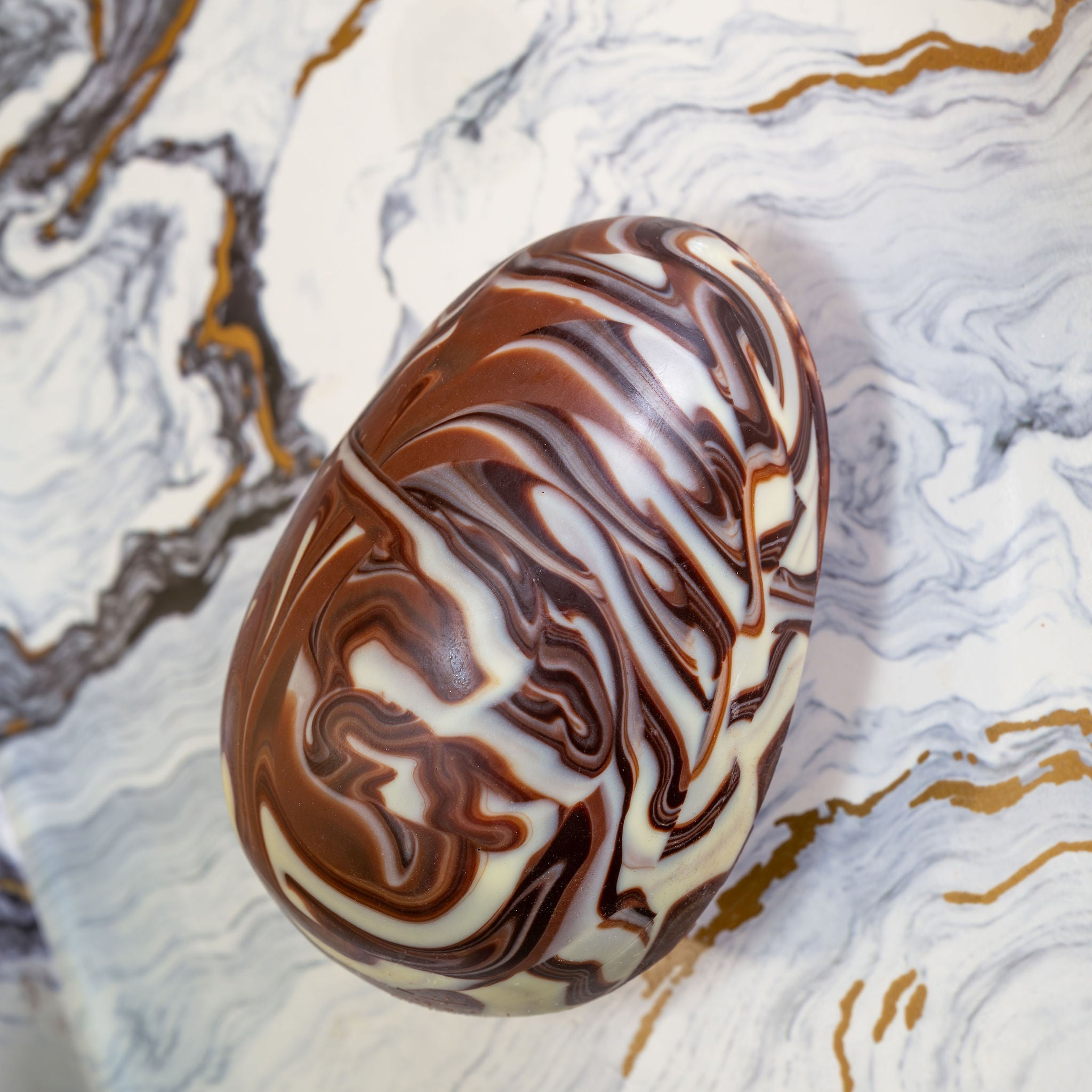 Organic Swirl Easter Egg